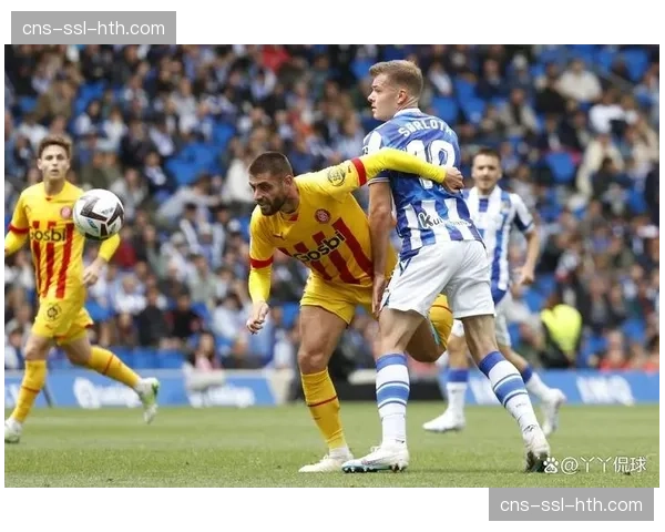 赫罗纳客场3-3战平比利亚雷亚尔，进球大战跌宕起伏